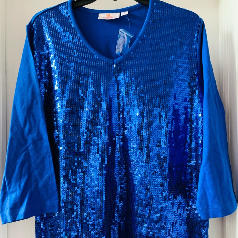 NEW QUACKERY FACTORY COBALT BLUE SEQUINED TOP-LRG